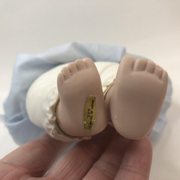 Vintage Wind Up Moving Baby Doll Blue Lace Gown & Hat Pink Bows - Picture 7 of 16